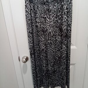 Anna Morgan Size 2X Leopard Print Pull On Pants